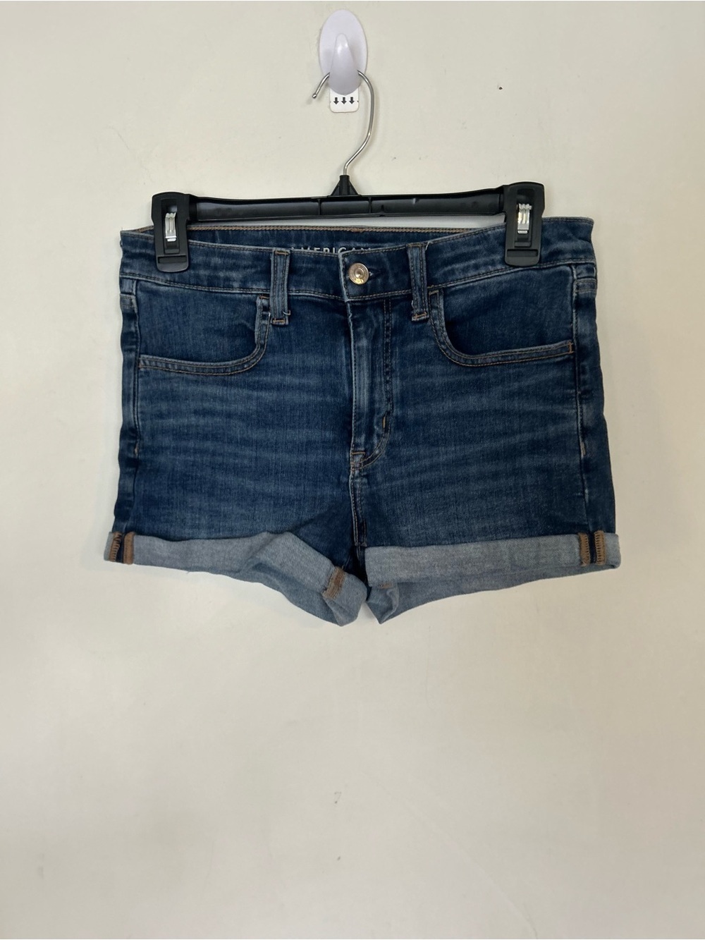 American Eagle Cuffed Hi-Rise
Shortie Next Level Stretch Jean Shorts Size 6